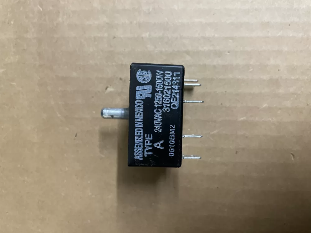 Kenmore AP3890378 1155394 316021500 Range Control Board Switch AZ91000 | KM840