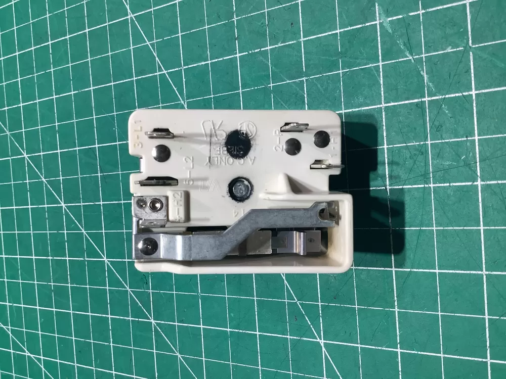 GE Hotpoint Wb24t10029 Range Switch Infinite AZ144868 | SL272
