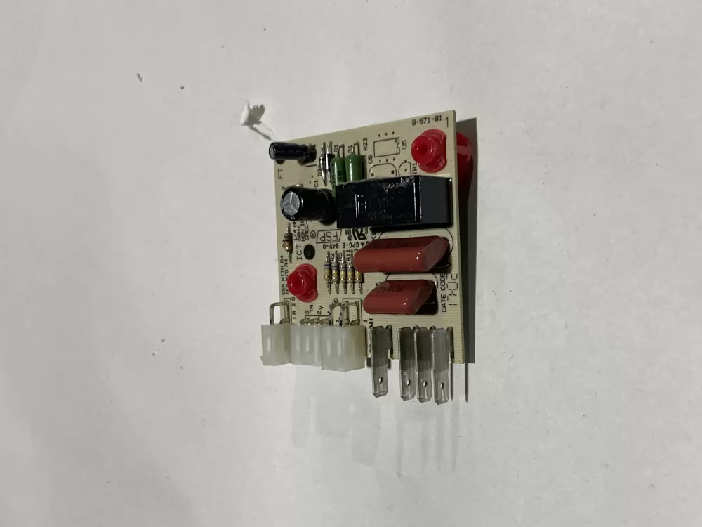 Amana  Kenmore  Kitchen Aid  Maytag  Whirlpool 2213456  2213457  2213475  2213476  2213489  2213490  2252148  2252150  2303822  2303837  2304069  W10135053  W10135899  W10135900  W10135900R  W10351622  W10351625  W10351626  W10353224  W10366604  W10366605  W10366608  WPW10366605 Refrigerator Control Board