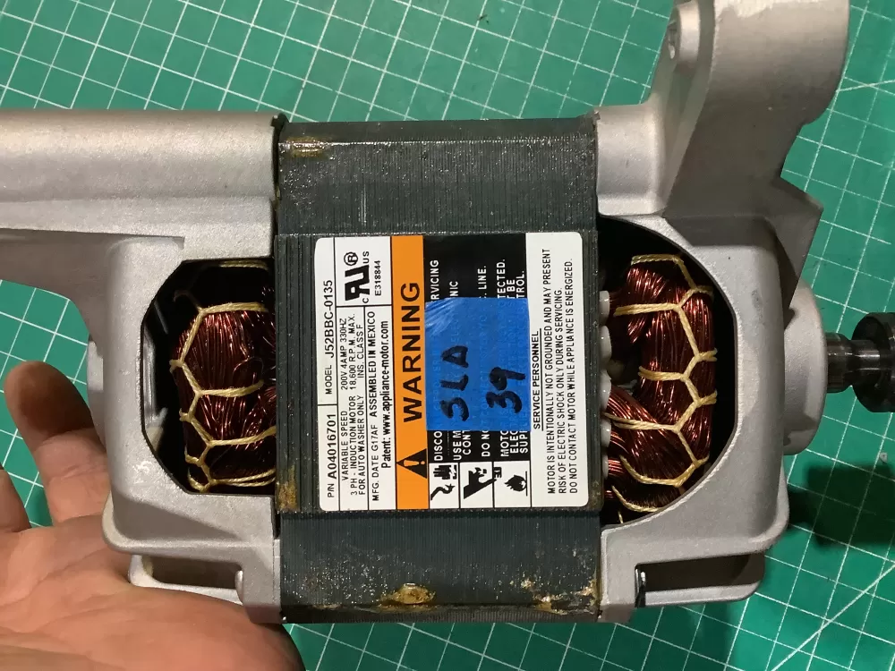 Electrolux Frigidaire A04016701 Washer Motor AZ230682 | SLA39