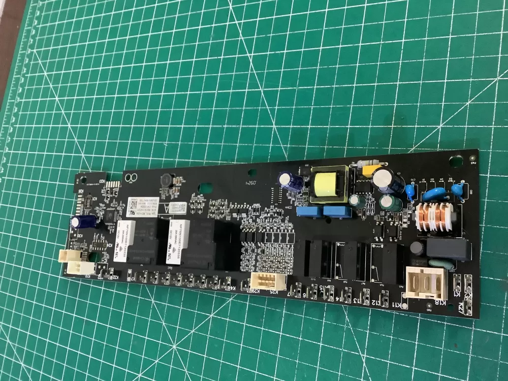 Hisense Range Control Board 863724 AZ205465 | NR296