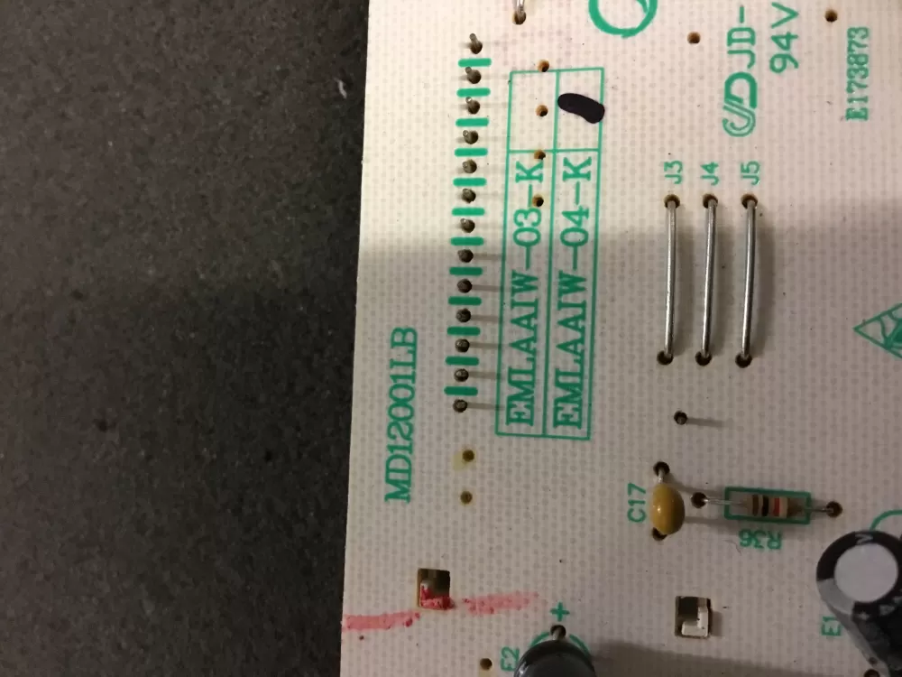 GE MD12001LB Microwave Control Board  AZ100692 | NR134