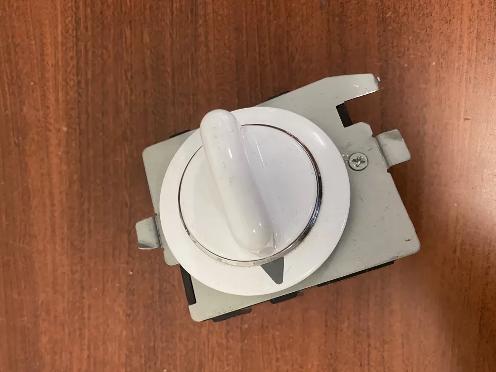 GE 572D520P021 WE4M271 Dryer Timer AZ52913 | BK1850