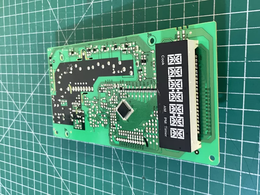 GE MD12001LB EMLAAGE-04-K 17170000008243 Microwave Control # AZ200750 | Wm2802