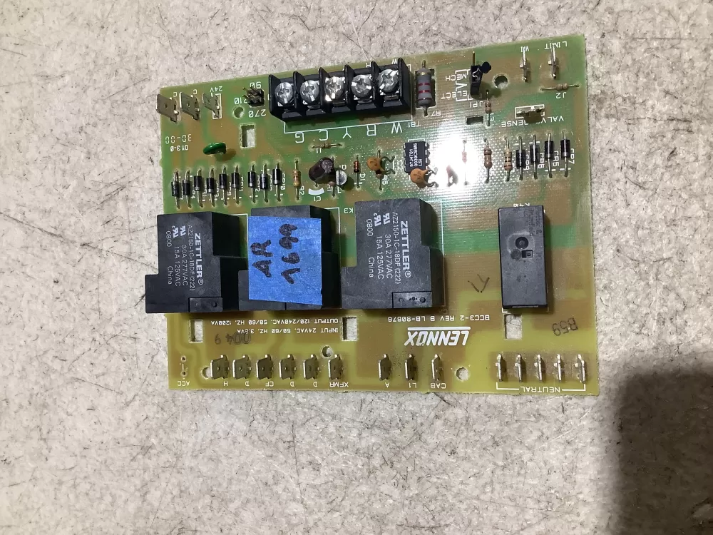 LENNOX LB-90676 Furnace Control Board Circuit BCC3-2 65K29   AZ111650 | AR1699