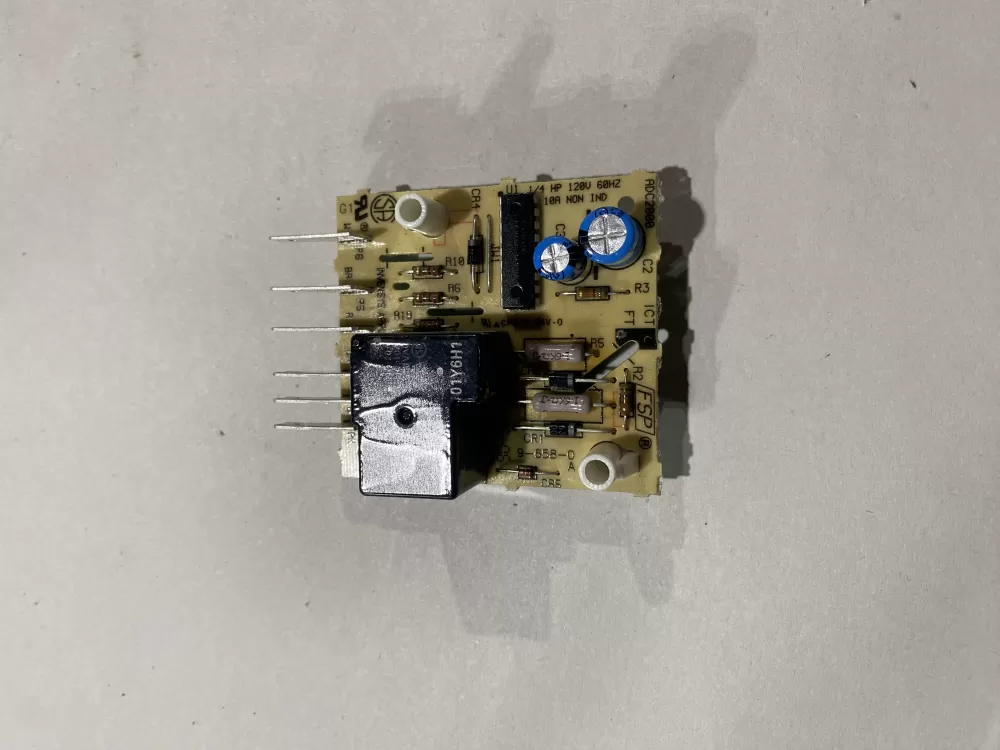 Whirlpool  Maytag  KitchenAid  Kenmore 100-01116-15  2213100 2213473 2302564 2303826 2304099 WP2304099 PS11740238 Refrigerator Control Board Defrost
