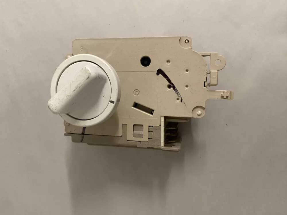Frigidaire  GE  Kenmore 131758600B Washer Timer