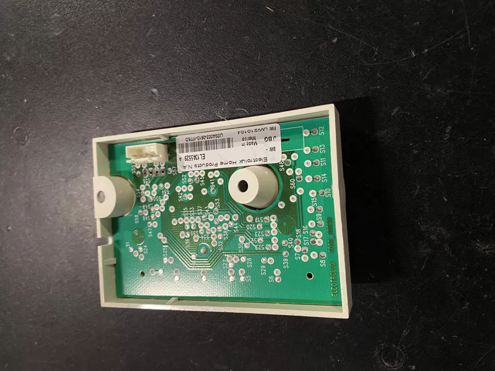 Electrolux EL1345529 A 1345529A Washer Control Board AZ25837 | BK83
