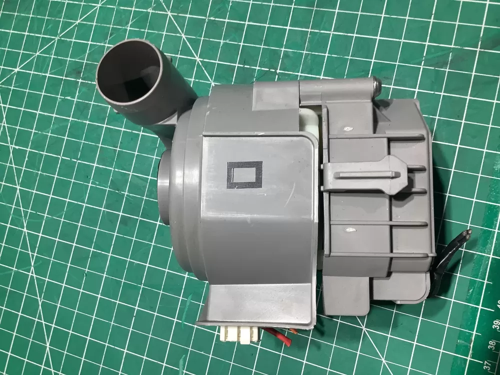 9001141944 12008381  Dishwasher Pump for Bosch AZ150302 | AR184
