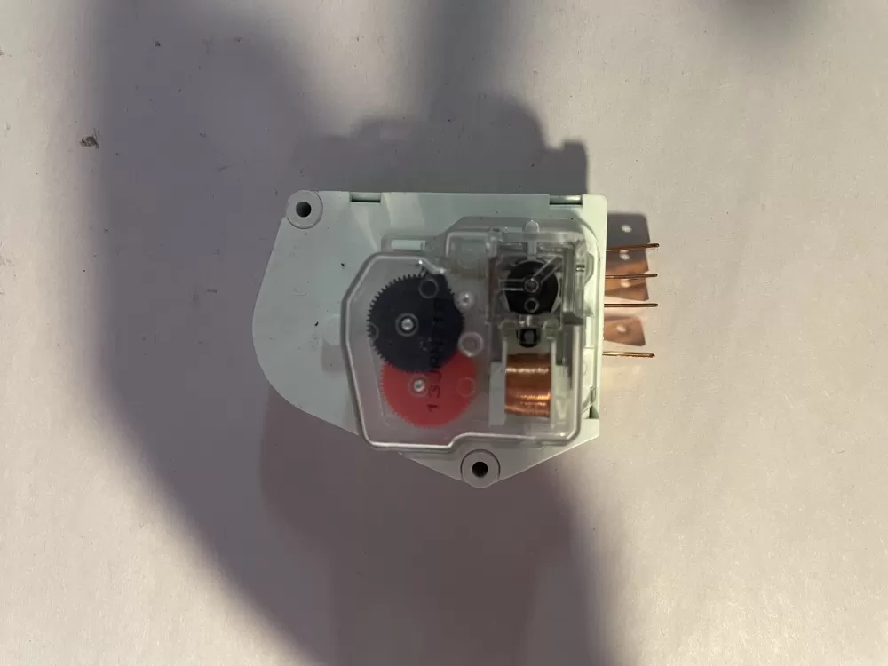 Frigidaire  Whirlpool DBZC-1430-1D5 Refrigerator Defrost Timer