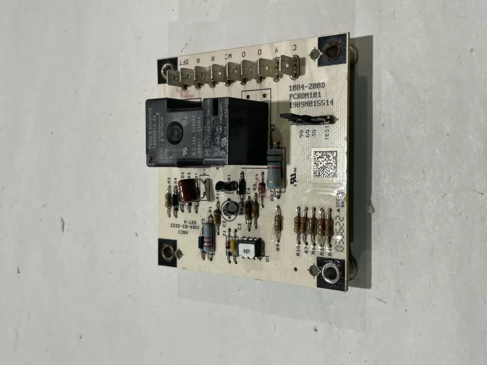 Goodman PCBDM101S Heat Pump Defrost Timer Control Board AZ179002 | Wm419