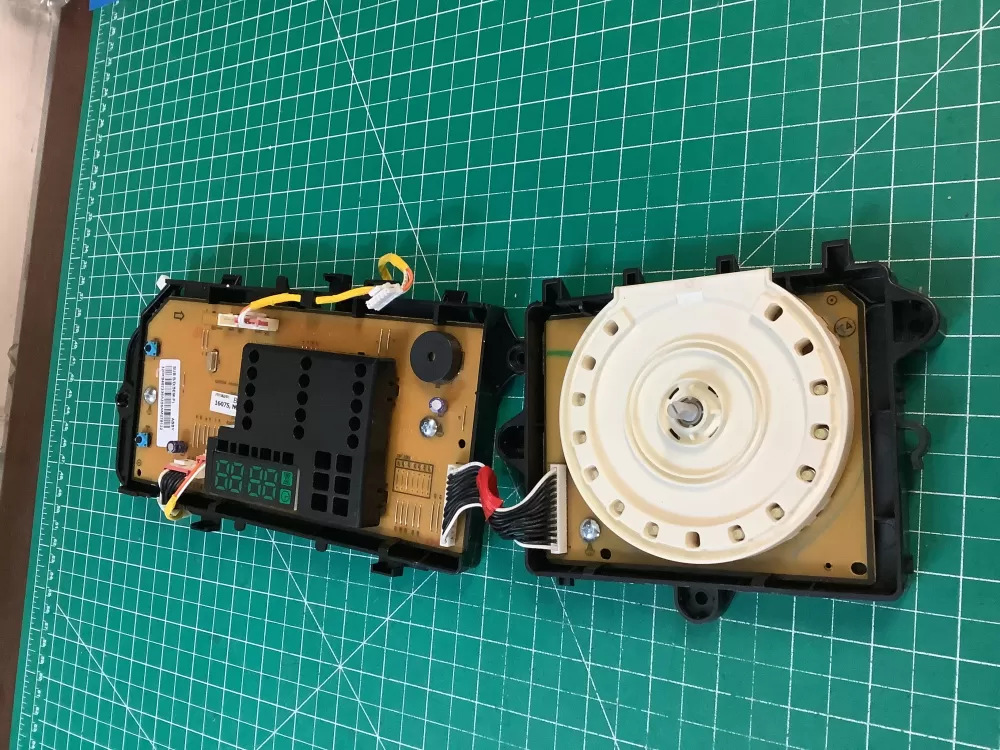 Samsung DC94 07338A Washer Control Board AZ215558 | NR1333