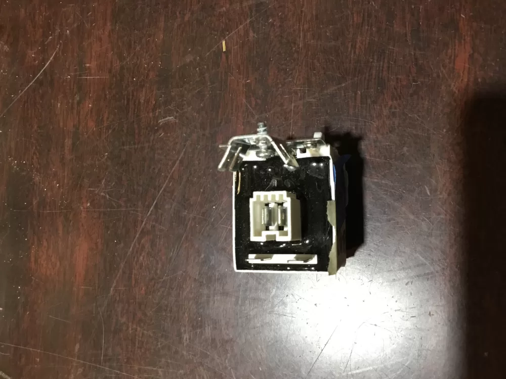 Magic Chef 32036439 EMI Filter  AZ65770 | Sl38