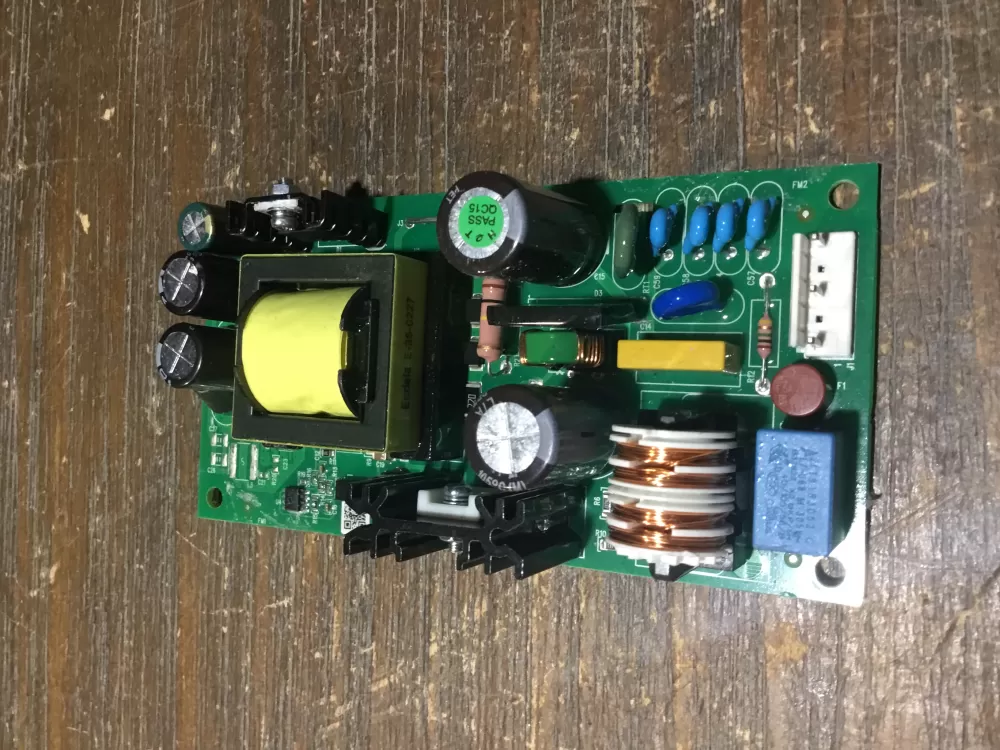 Frigidaire A05174903 Refrigerator Control Board AZ62224 | NR2040