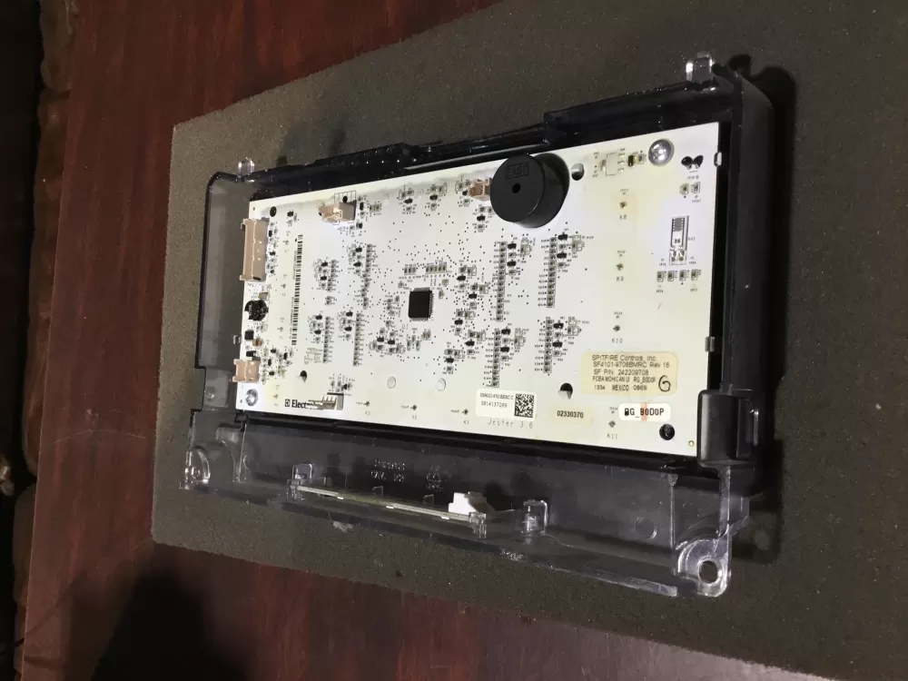 Frigidaire 242209708 Refrigerator Display Control Board AZ115917 | NR2146