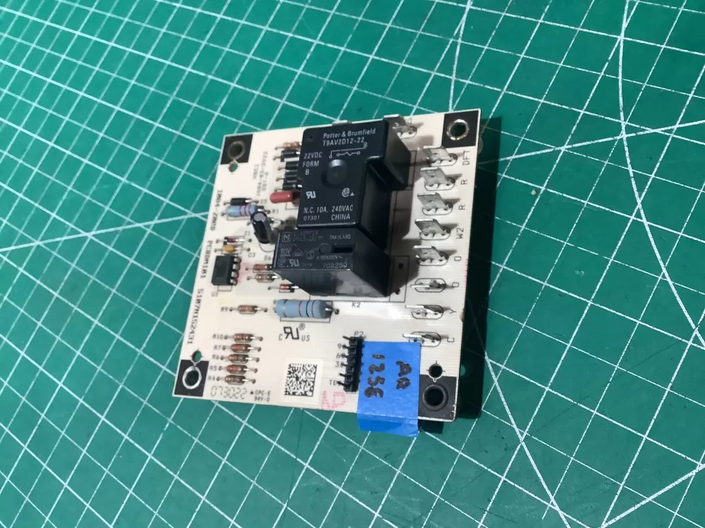 Goodman PCBDM101S Heat Pump Defrost Timer Control Board AZ190528 | AR1258