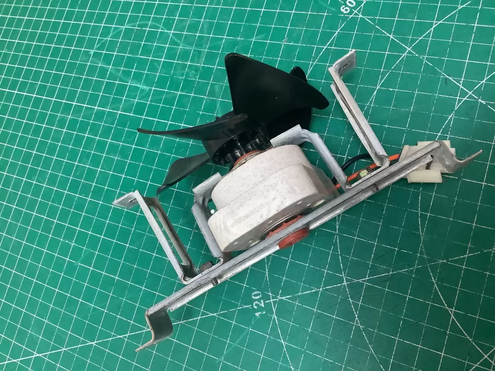 Panasonic 197D2038P009 Evaporator Fan AZ226863 | SLA134