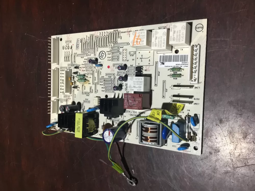GE 200D6221G028 EBX1110P002 Refrigerator Control Board