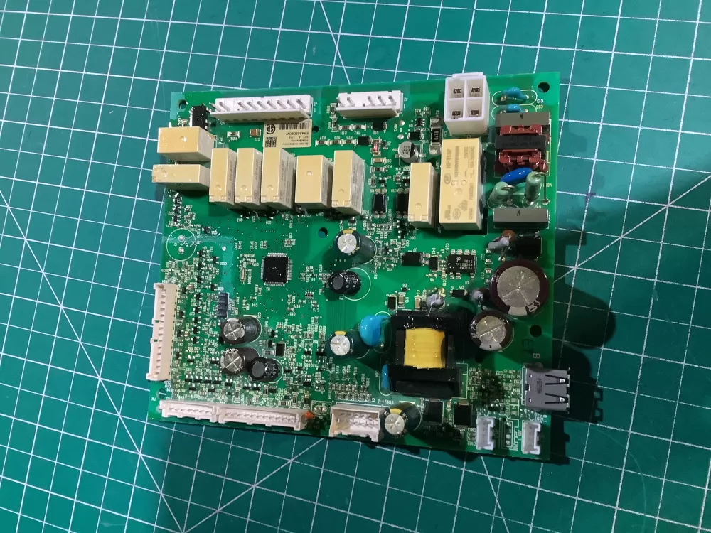 Frigidaire 5304522757 808069104 Refrigerator Control Board AZ149590 | NR2493