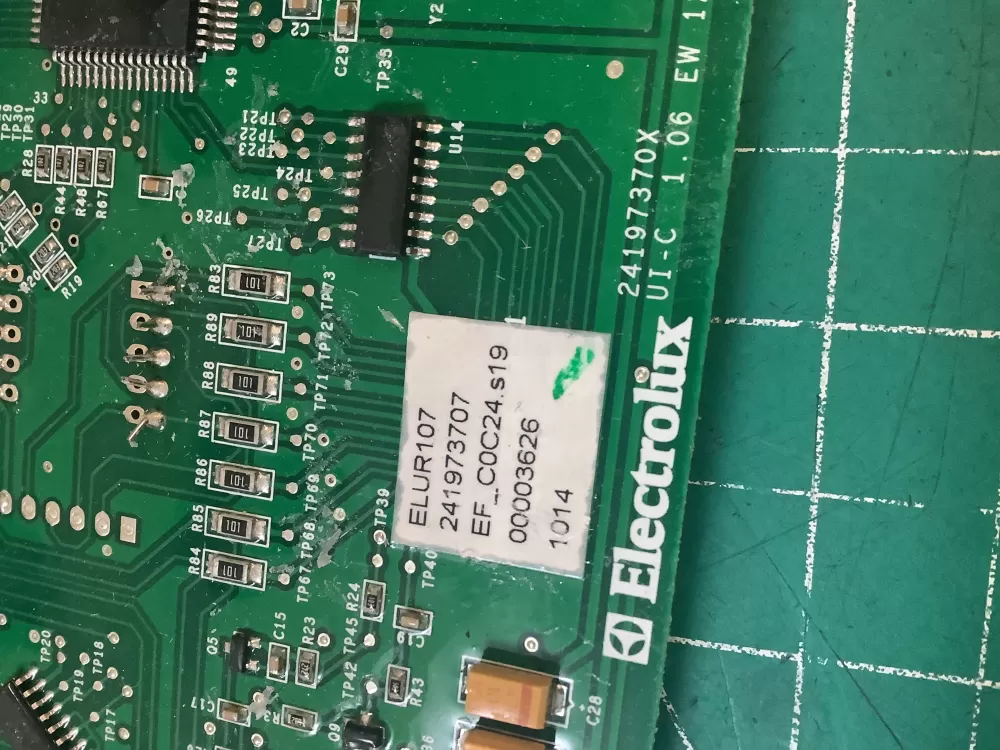 Frigidaire 241973707 Refrigerator Control Board AZ220280 | NR2068