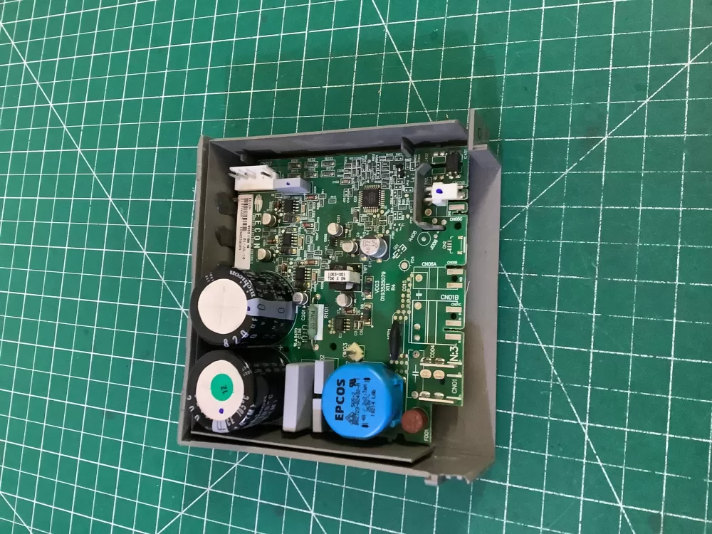 Whirlpool W1089391 Refrigerator Compressor Inverter Control AZ204244 | NR370