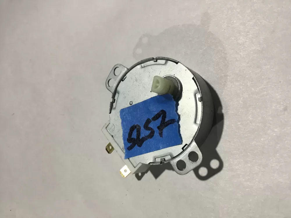 Maytag GE TYJ50-8A2 Microwave Motor Turntable AZ97812 | Sl57