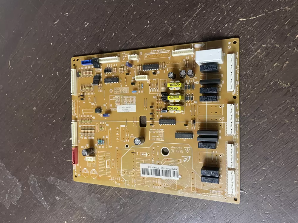 Samsung DA92 00175B Refrigerator Control Board AZ47642 | Wm691