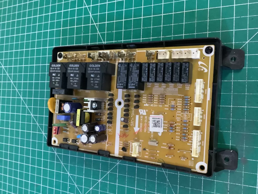 Samsung DE92-02439G Oven Control Board Relay