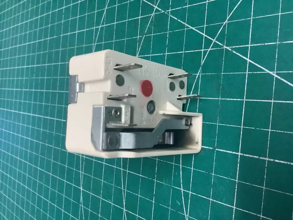 Frigidaire 316436001 316021501 Range Surface Element Switch AZ205560 | SL119