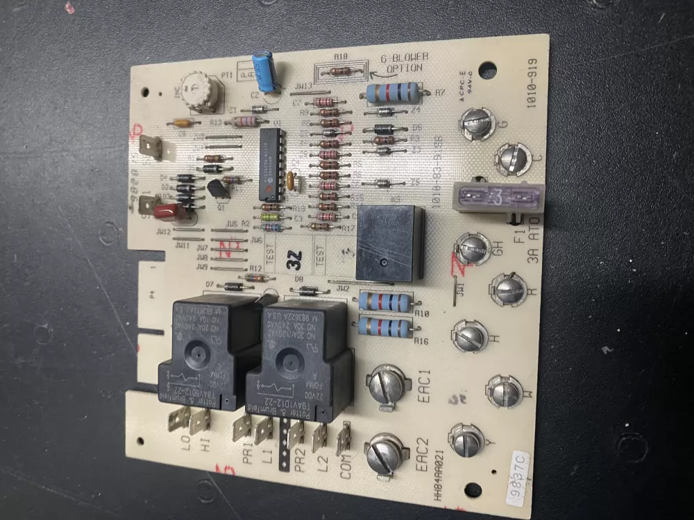 Carrier  Bryant HH84AA021 Furnace Control Board