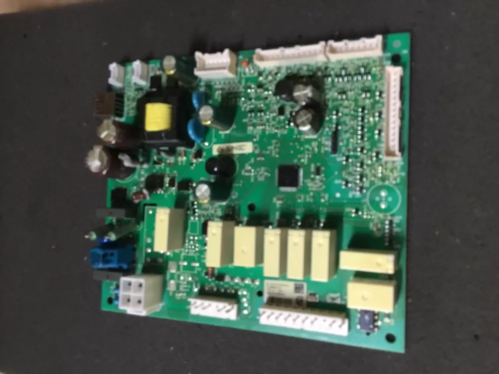 Frigidaire 5304522756 808069103  AP6976349 Refrigerator Control Board