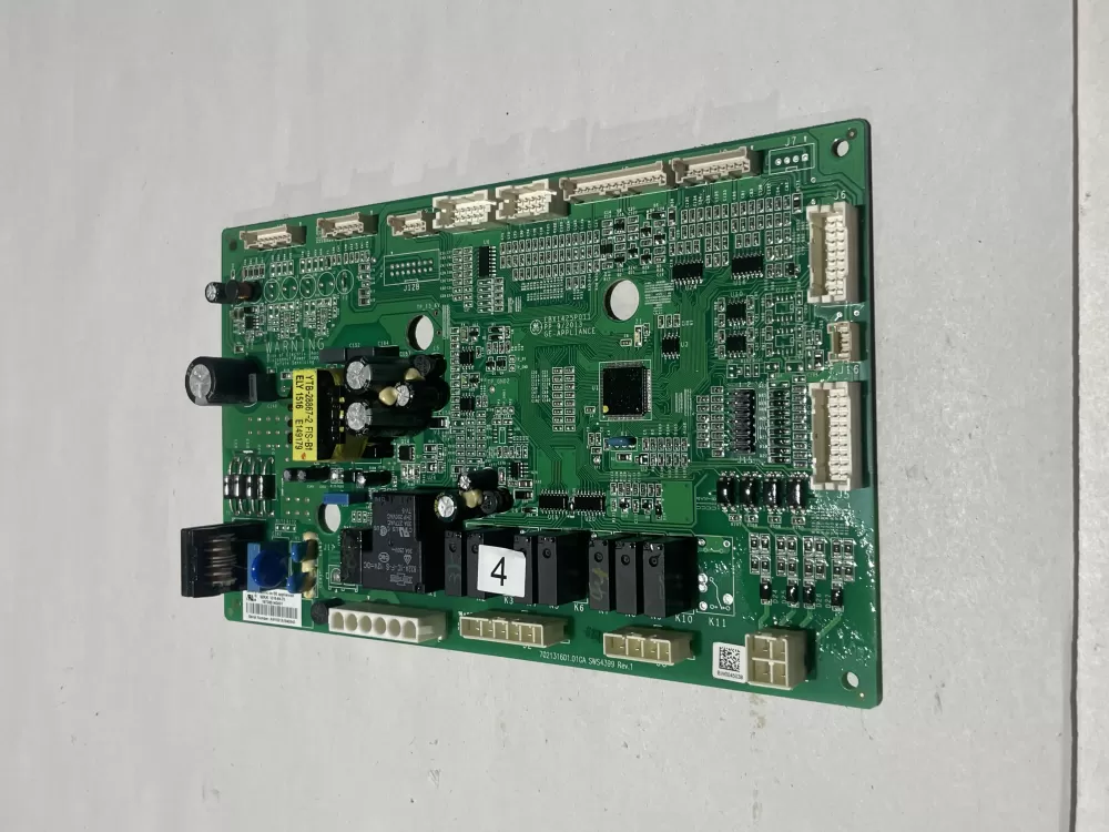 GE WR55X30806 197D8514G001 Refrigerator Control Board AZ127521 | Wm2303