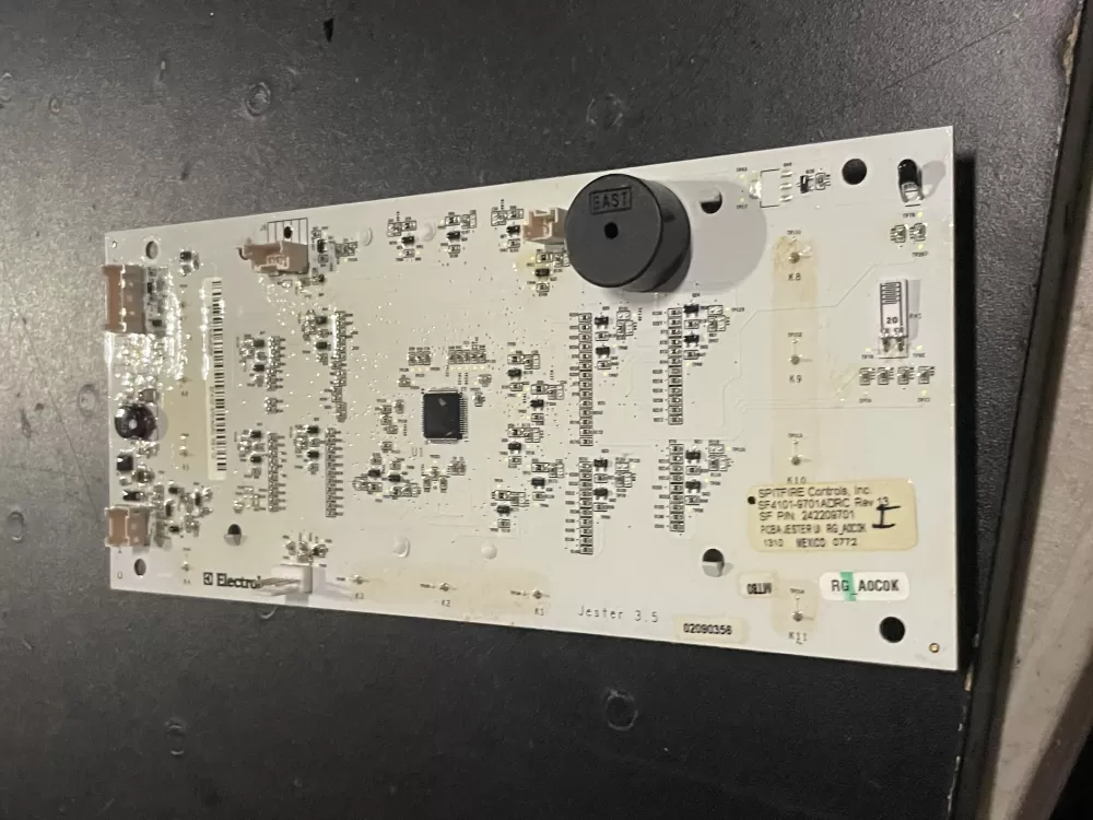Frigidaire Electrolux 242209701 Refrigerator Control Board AZ25833 | WM737
