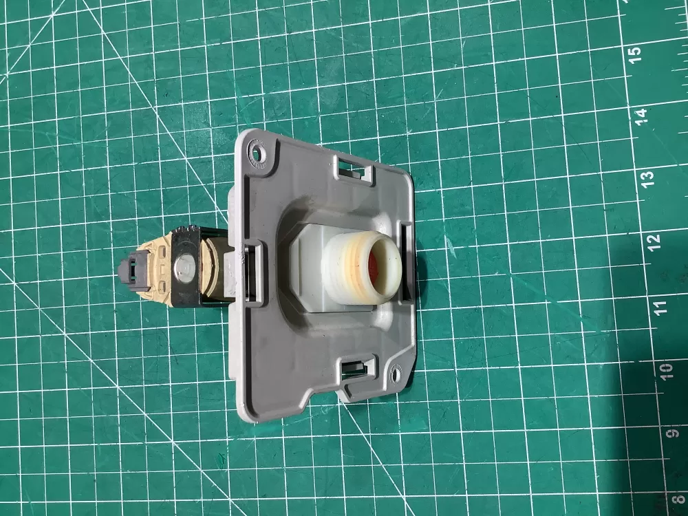 9000230073  33290147 BOSCH WASHER WATER INLET VALVE AZ141777 | SL271