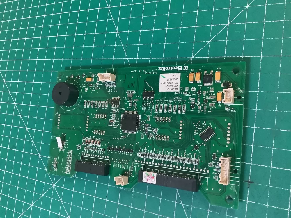 Frigidaire 241973707 Refrigerator Control Board AZ220280 | NR2068