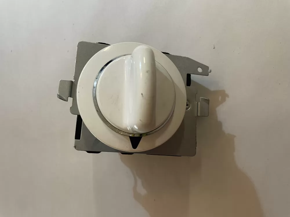 Hotpoint GE 212D1233P010 WE4M362 Dryer Timer AZ148201 | KM2459