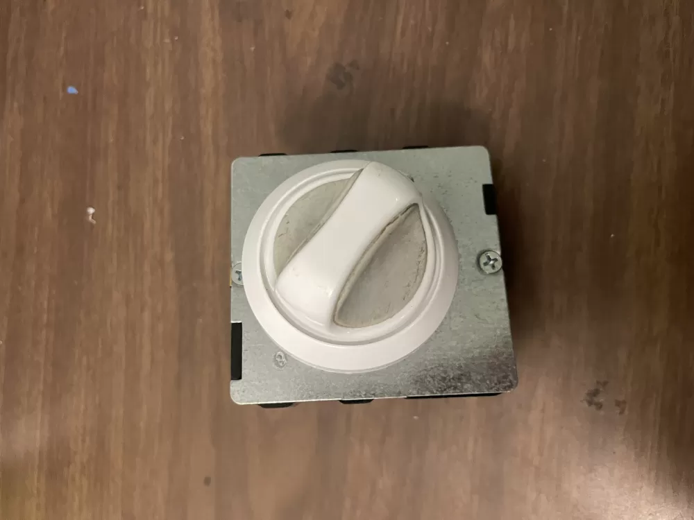 Frigidaire  Kenmore  Electrolux AP3212303 936649 131960800 PS724617 Dryer Timer