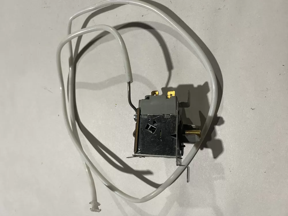 Frigidaire A07447101 Refrigerator Temp Control Thermostat AZ128060 | BK2300
