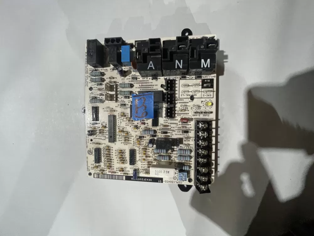 Bryant Hk42fz017 Furnace Control Board Hk42fz7 AZ191985 | KM633