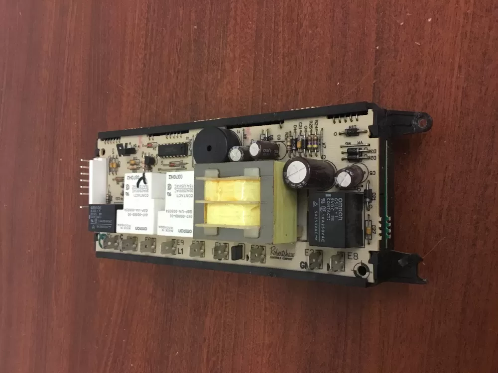 Frigidaire 316080103 70 Range Oven Control Board AZ29003 | NR81