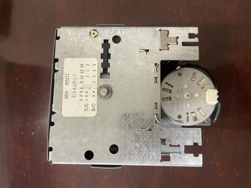 D142517 MAYTAG  Washer Timer AZ39136 | KM411