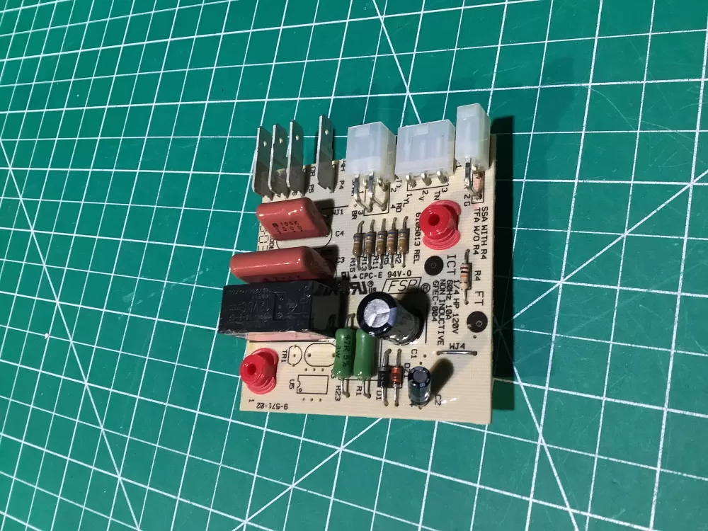 Whirlpool Kenmore 6105013 Refrigerator Control Board AZ133925 | NR2105