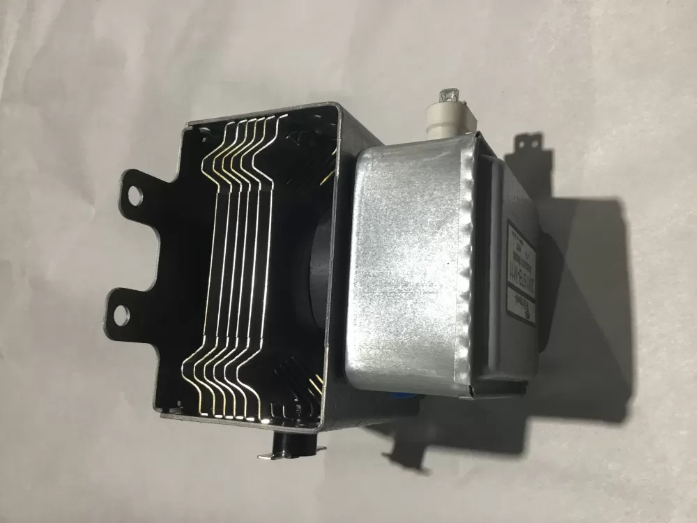 Whirlpool Panasonic 2M167B M11 Microwave Magnetron AZ97800 | Sl57