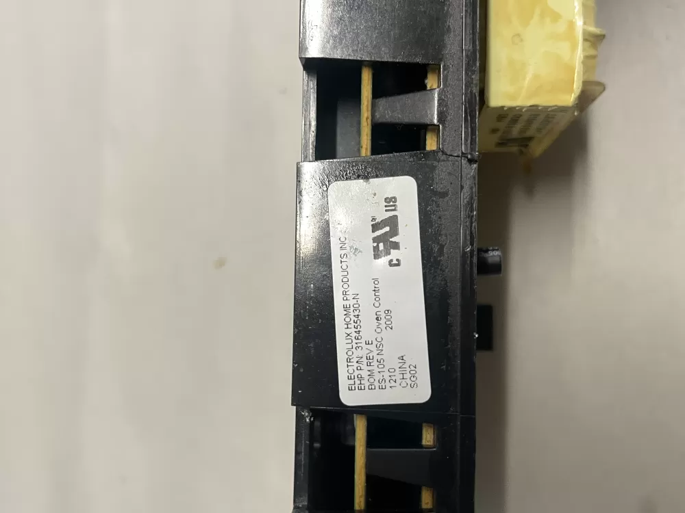 Kenmore 316455430 Oven Range Display Control Board AZ227216 | Wm1737