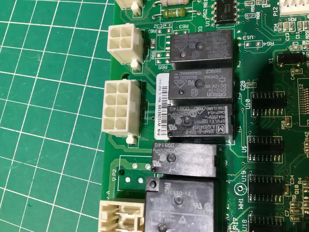 Whirlpool Maytag W10285199 Refrigerator Control Board AZ137145 | NR2359