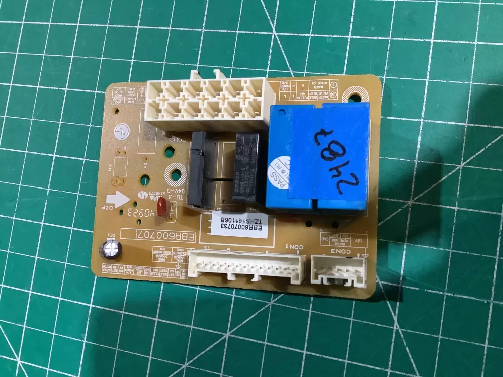 LG EBR60070733 Refrigerator Control Board  BK2105 AZ148263 | NR2487