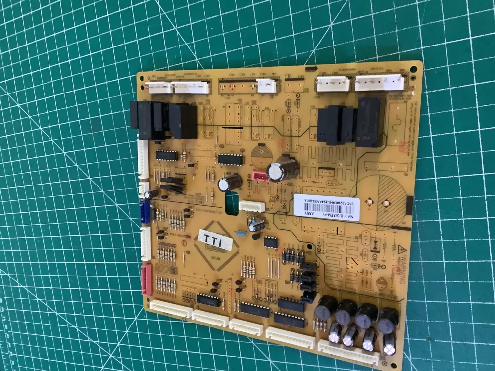 Samsung DA92 00384L DA9200384L Refrigerator Control Board AZ205994 | NR593