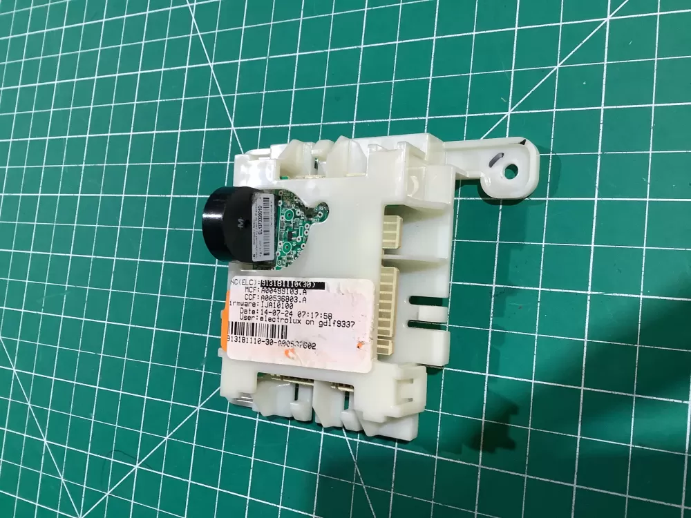 Frigidaire AP5950047 137332702 A00537602 Washer Control Board AZ140700 | NR1765