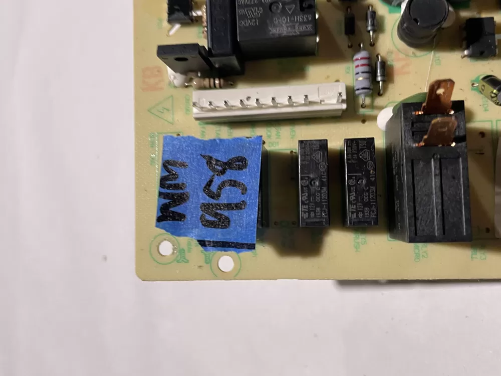 Frigidaire Microwave Oven Control Board EMLAA9L-10-K AZ145132 | Wm958