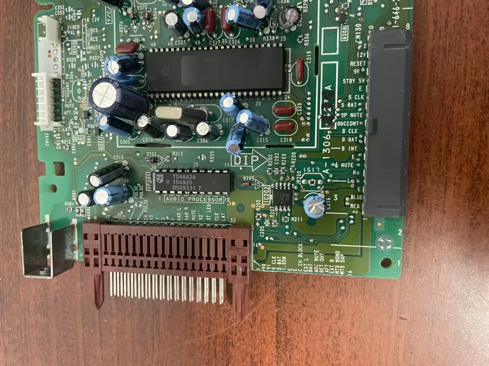 Sony 1-646-719-12 TV RGB Control Board AZ54224 | KM1965